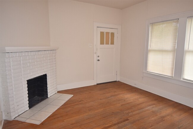 property at 4618 Clay St
