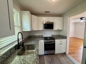 1208 James St in Jacksonville, FL - Building Photo - Building Photo