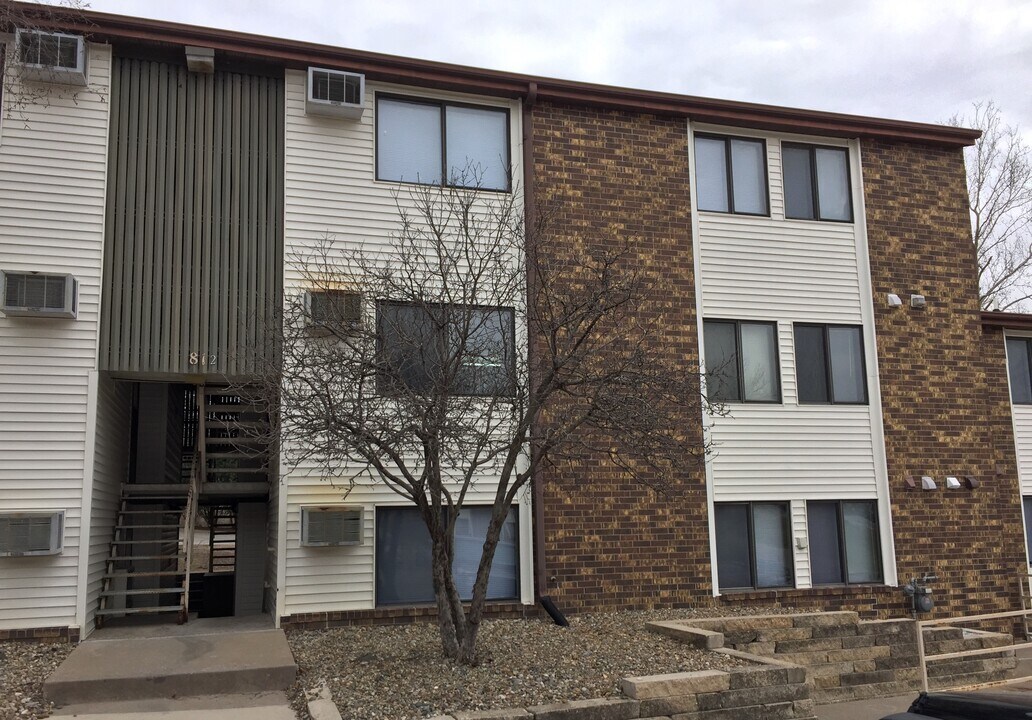 812 Benton Dr, Unit 812Benton#22 in Iowa City, IA - Building Photo