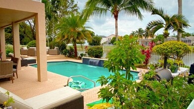 6489 Marbletree Ln in Greenacres, FL - Building Photo - Building Photo