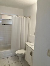 2518 McKinley St in Hollywood, FL - Building Photo - Building Photo