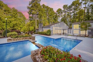 Timber Hollow in Chapel Hill, NC - Building Photo