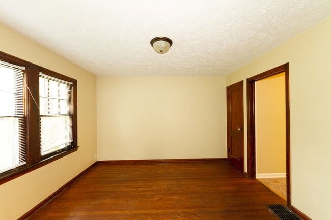 property at 72 Jenny Ln