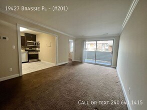 19427 Brassie Pl in Montgomery Village, MD - Building Photo - Building Photo