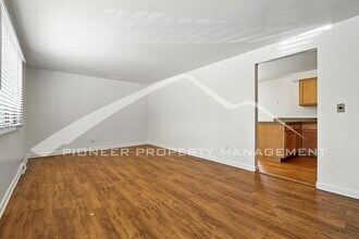 3207 Carson St in Aurora, CO - Foto de edificio - Building Photo