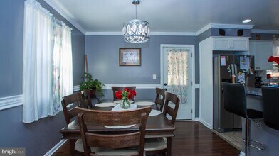 5804 Runford Dr in New Carrollton, MD - Building Photo - Building Photo