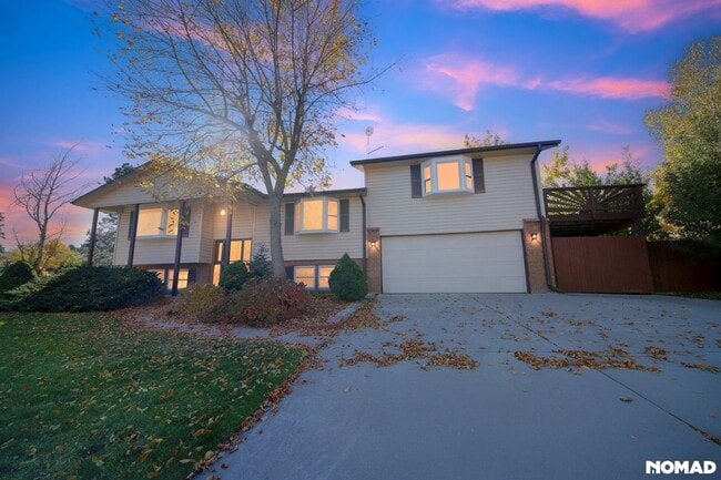13432 W Alaska Pl in Lakewood, CO - Building Photo - Building Photo