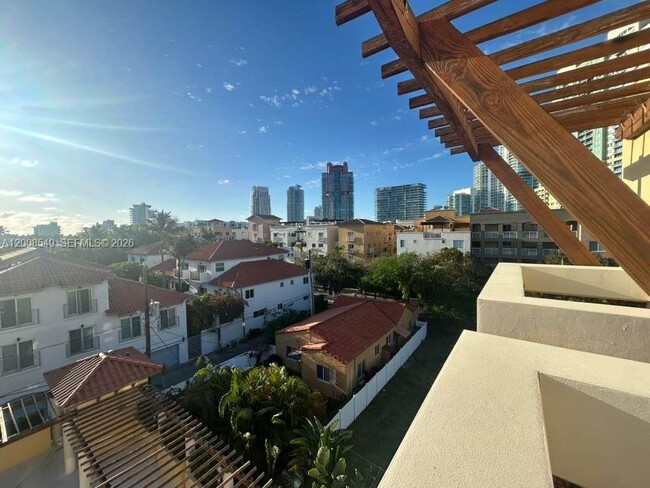 227 Michigan Ave in Miami Beach, FL - Building Photo - Building Photo