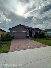 939 Remington Green Dr SE in Palm Bay, FL - Building Photo - Building Photo