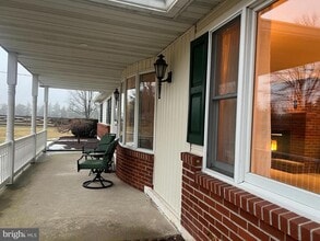 46 Buck Dr in Kintnersville, PA - Building Photo - Building Photo