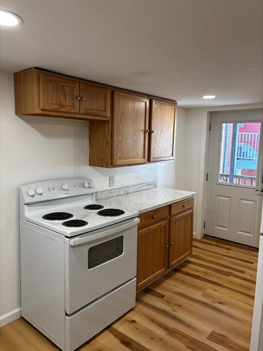 69 E Louther St in Carlisle, PA - Building Photo
