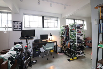 20 Sunnyside St in Boston, MA - Building Photo - Building Photo
