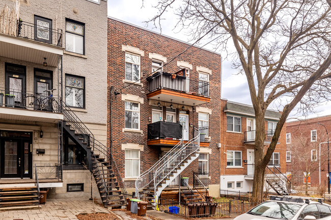 2509 Sheppard St in Montréal, QC - Building Photo - Primary Photo