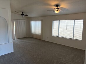 14014 W Santee Way in Surprise, AZ - Building Photo - Building Photo