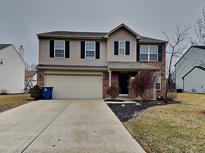 12442 Quarterback Ln in Fishers, IN - Building Photo