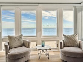 187 Atlantic Ave, Unit 2 in Salisbury, MA - Building Photo