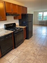 125 Gallagher Rd, Unit 7 in Wayne, PA - Building Photo - Building Photo