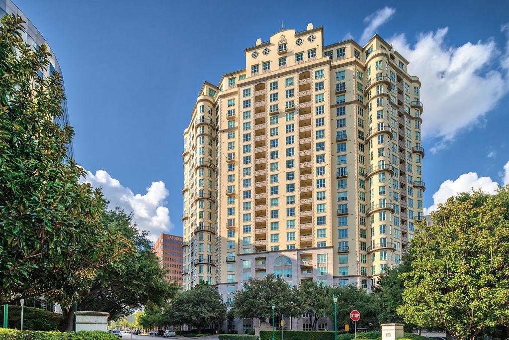 3401 Lee Pkwy-Unit -1003 in Dallas, TX - Building Photo