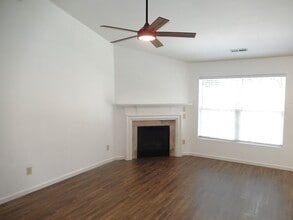 4331 Crowfield Dr in Raleigh, NC - Building Photo - Building Photo