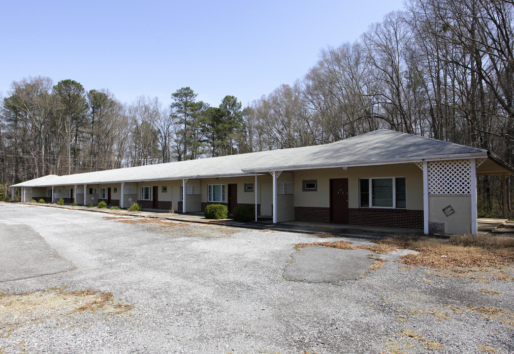 2162 Joe Frank Harris Pky in Cartersville, GA - Building Photo