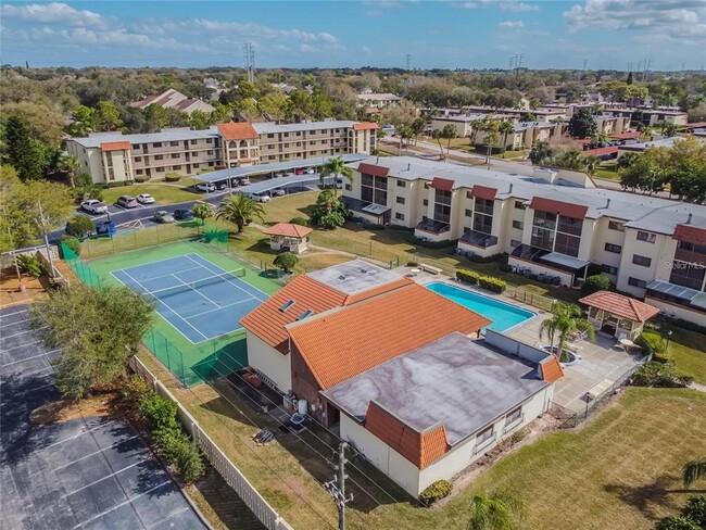 3055 Casa Del Sol Cir in Clearwater, FL - Building Photo - Building Photo