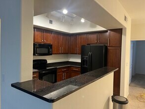 2150 W Alameda Rd, Unit 1302 in Phoenix, AZ - Building Photo - Building Photo
