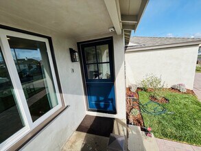 1621 22nd St in Manhattan Beach, CA - Building Photo - Building Photo