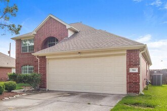 304 Cedar Branch Dr in League City, TX - Building Photo - Building Photo