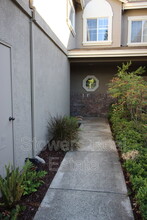 37 Mountain Valley Pl in Danville, CA - Building Photo - Building Photo