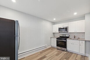2001 Dorrance St in Philadelphia, PA - Building Photo