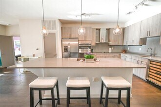 3600 S Lamar Blvd in Austin, TX - Building Photo - Building Photo