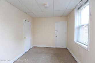 41 Livingston St in Kingston, NY - Building Photo - Building Photo