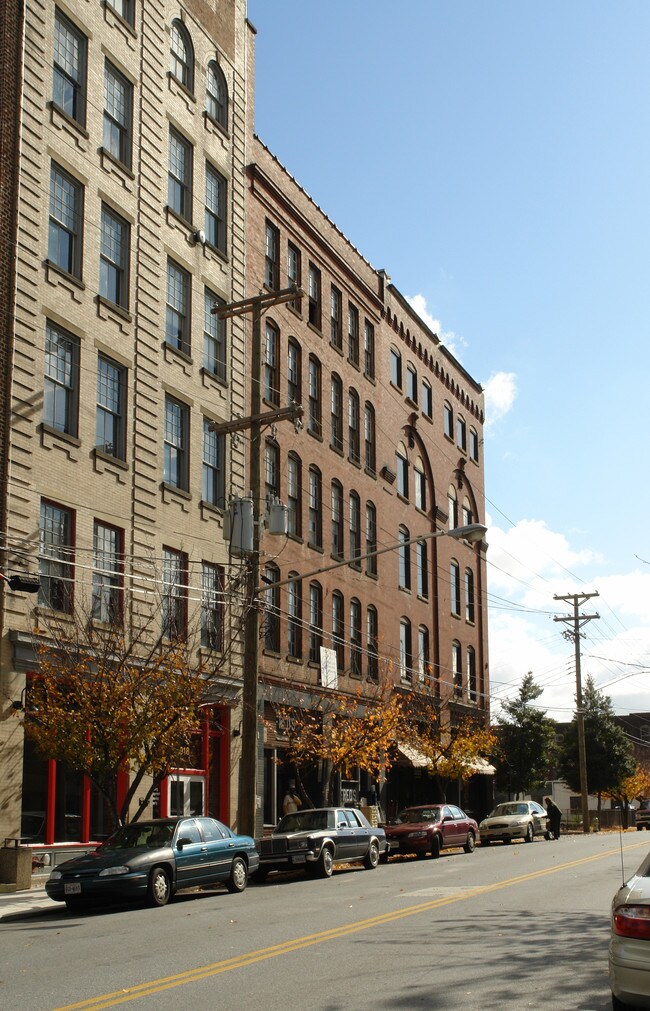 River Lofts West in Lynchburg, VA - Building Photo - Building Photo
