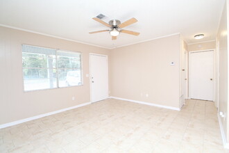 6620 Applegate St in Milton, FL - Building Photo - Building Photo