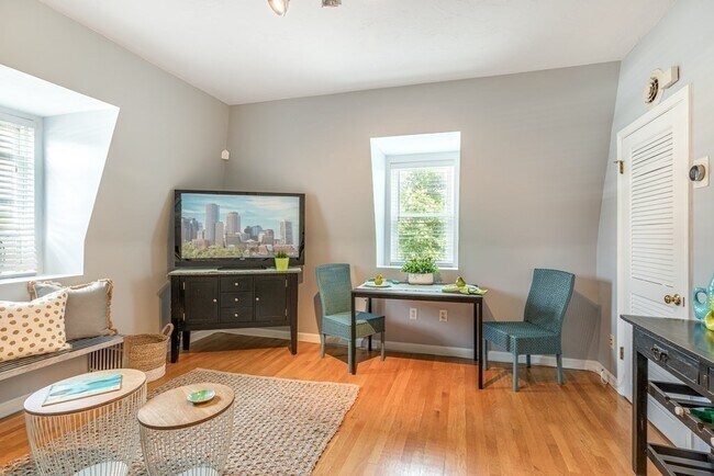 15 Beale St in Boston, MA - Building Photo - Building Photo