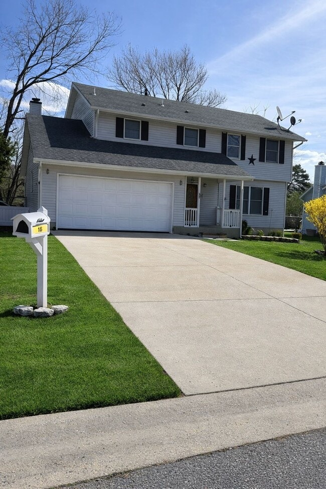 15 Cedarbrook Ln in Little Egg Harbor Twp, NJ - Foto de edificio - Building Photo