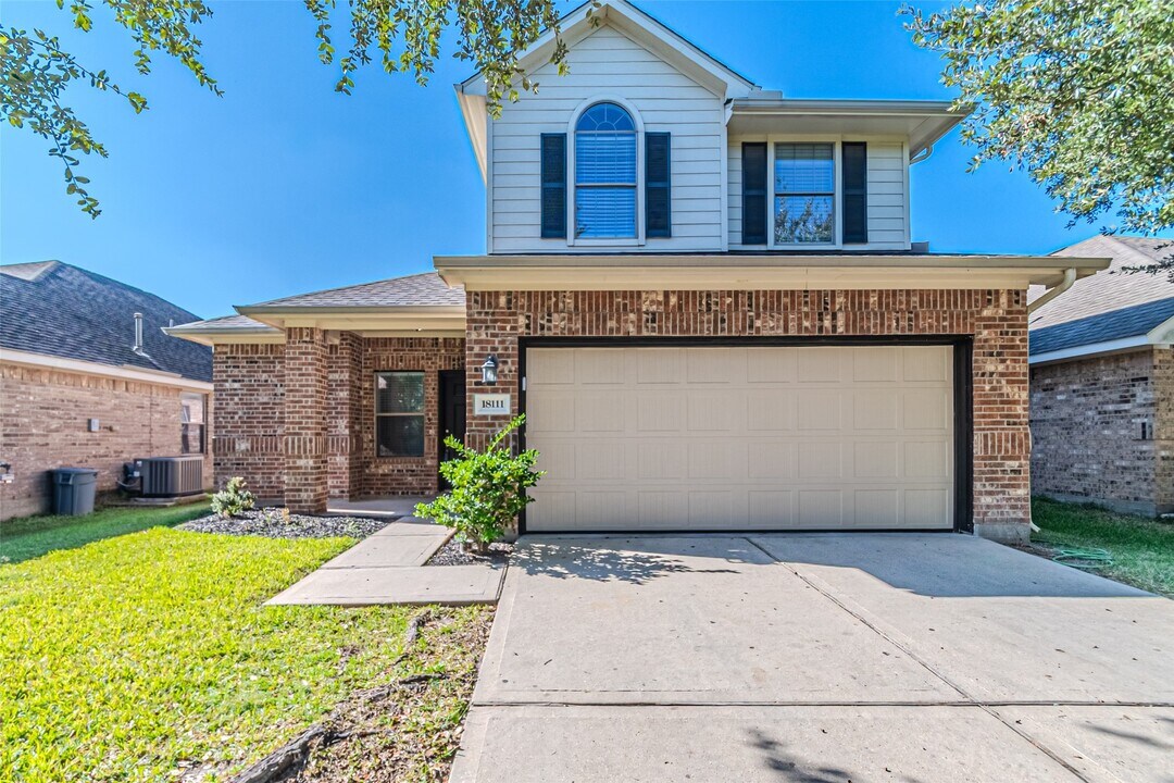 18111 Hillock Glen Ln in Cypress, TX - Building Photo