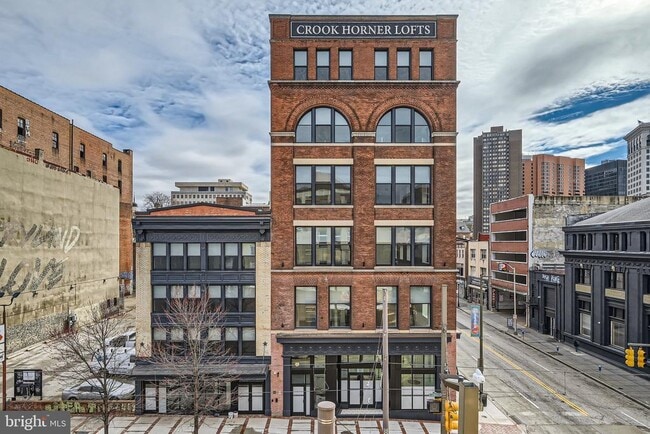 303 N Howard St in Baltimore, MD - Building Photo - Building Photo