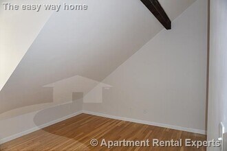 160 Broadway in Somerville, MA - Building Photo - Building Photo