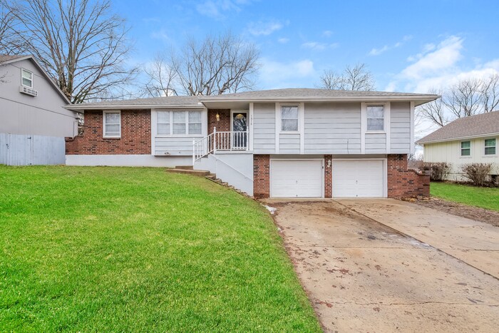 1816 Hartford Rd in Independence, MO - Building Photo