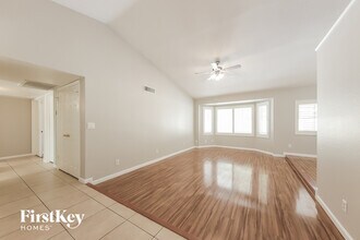 10402 N 64th Ave in Glendale, AZ - Building Photo - Building Photo
