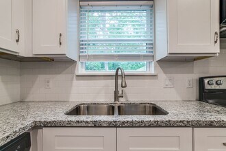 5705 Breland St in Houston, TX - Building Photo - Building Photo