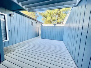 204 Rockwood Dr in Grass Valley, CA - Building Photo - Building Photo