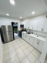 2335 W Bunche Park Dr in Opa Locka, FL - Building Photo - Building Photo