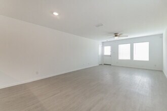 1223 Canyon Wren Dr in Forney, TX - Building Photo - Building Photo