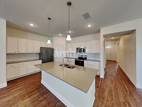 1228 Sky Lks Dr in St. Cloud, FL - Building Photo - Building Photo