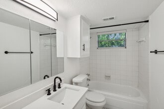 4321 Cole Ave in Dallas, TX - Building Photo - Building Photo