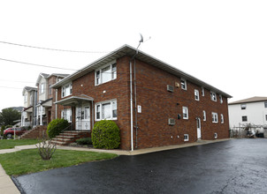 430 Niles St in Elizabeth, NJ - Building Photo - Building Photo