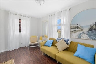 66 Knowlesway Ext in Narragansett, RI - Building Photo - Building Photo