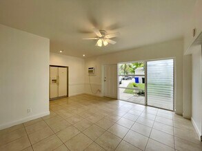 320 SW 21st St in Fort Lauderdale, FL - Building Photo - Building Photo